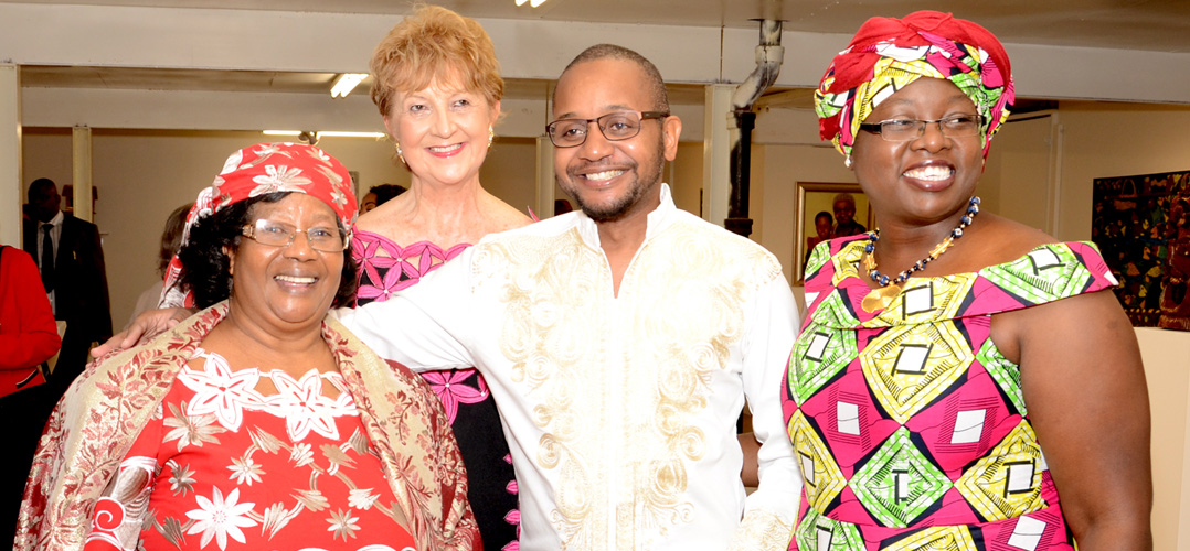 Dr. Joyce Banda with Dr. Natalie Hahn and colleagues